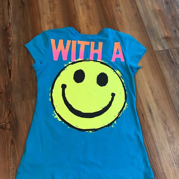 Super cute girls shirt - Picture 3 of 4